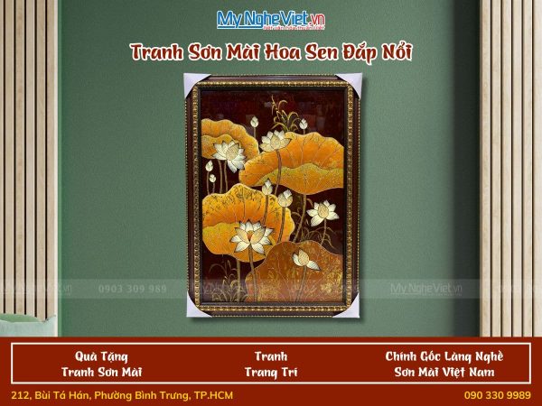 Tranh sơn mài hoa sen đắp nổi