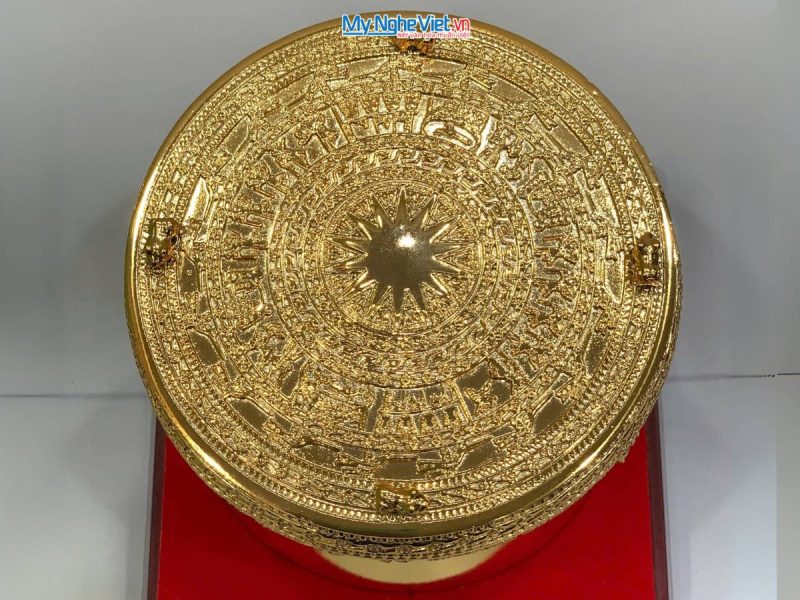 Trống đồng đúc mạ vàng 24K
