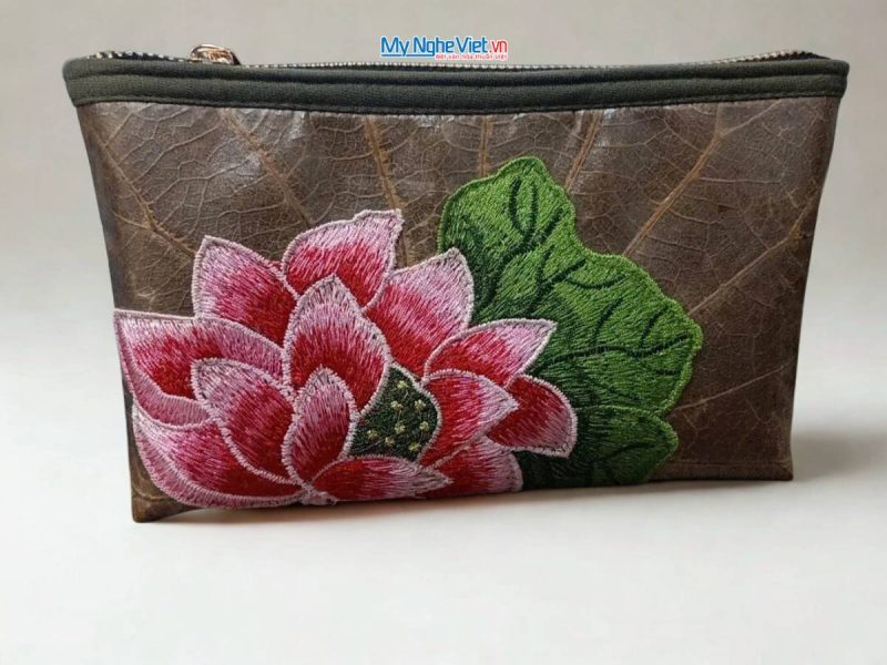 Túi sen nhỏ thêu hoa sen