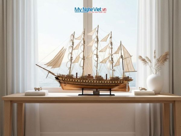 Mô hình thuyền buồm phong thủy France II gỗ tự nhiên