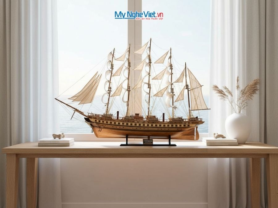 Mô hình thuyền buồm phong thủy France II gỗ tự nhiên