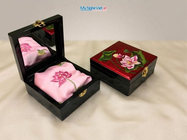 Set quà tặng hộp sơn mài và khăn lụa