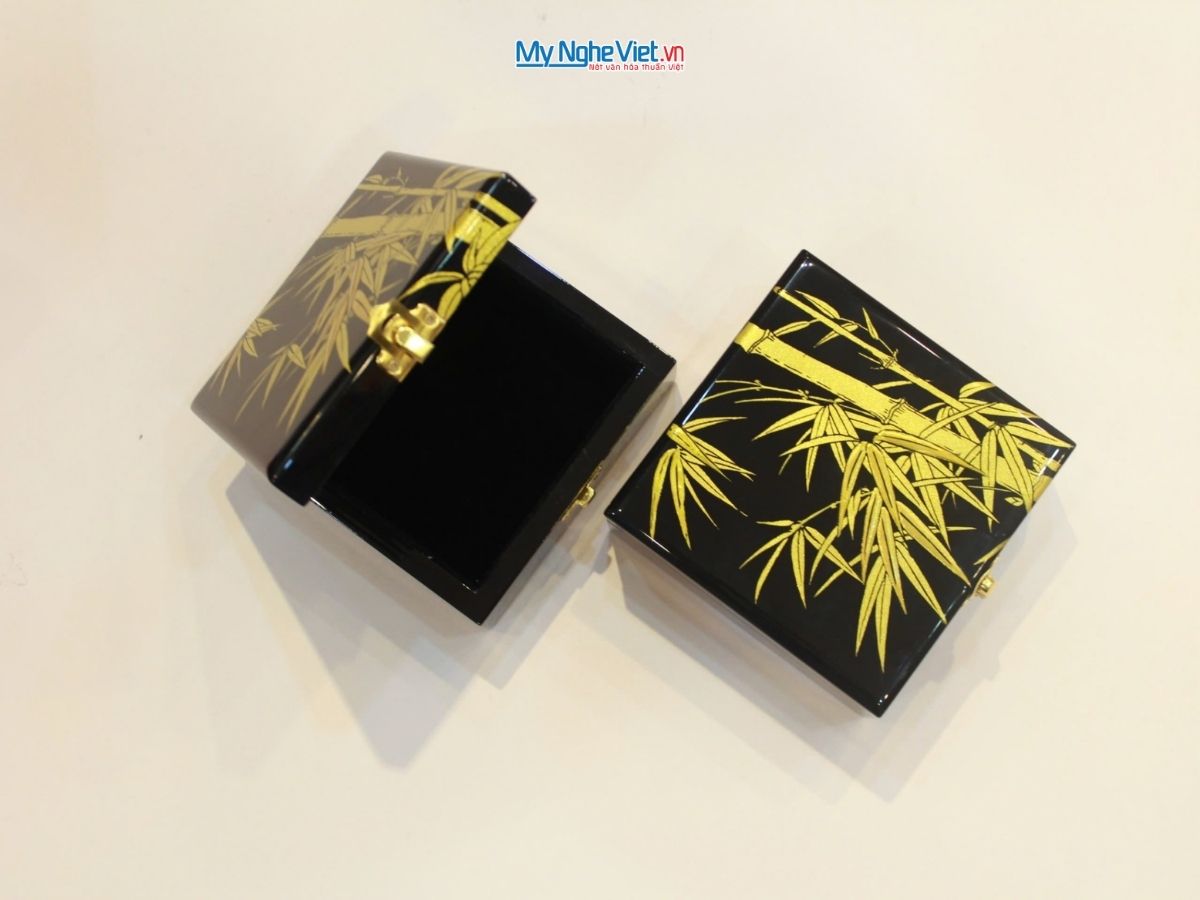 Set quà tặng hộp sơn mài và khăn lụa