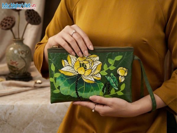 Túi sen vẽ tay thủ công - Túi từ lá sen