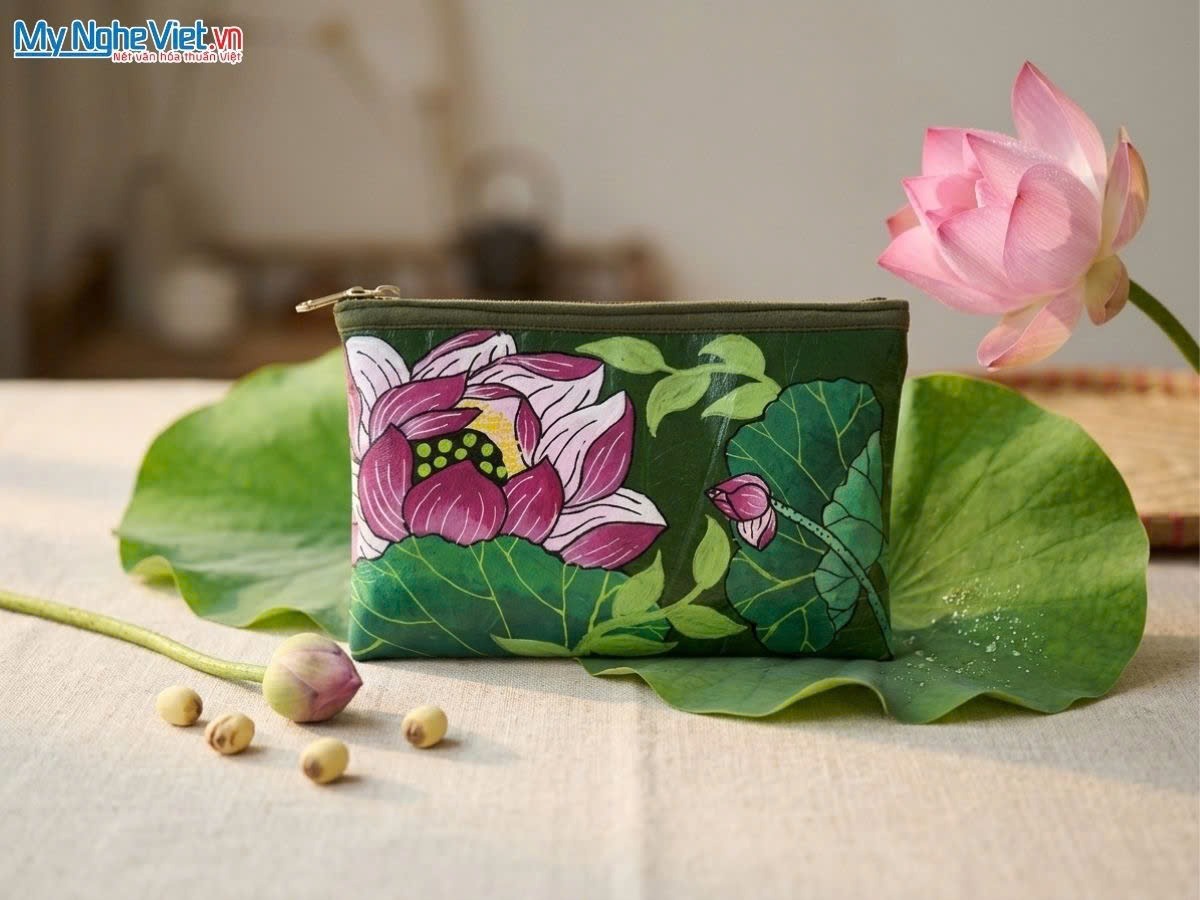 Túi sen vẽ tay thủ công - Túi từ lá sen