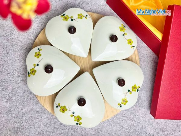 Bộ khay mứt gốm 5 ngăn hình tym vẽ hoa mai