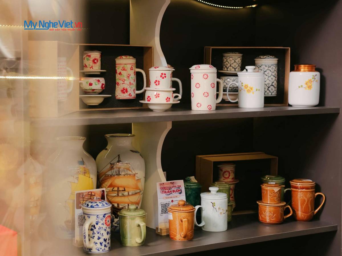 Quà tặng gốm Bát Tràng cao cấp