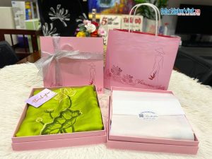 Dịch vụ đóng gói quà tặng 20_10 chuyên nghiệp