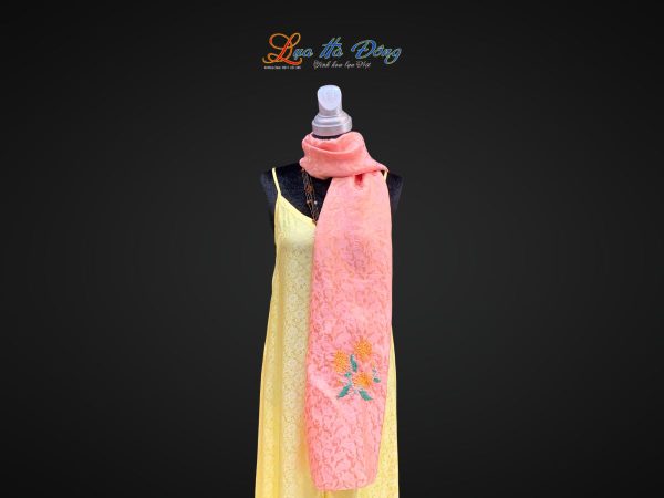 Khăn lụa thêu tay họa tiết đuôi công cam hồng