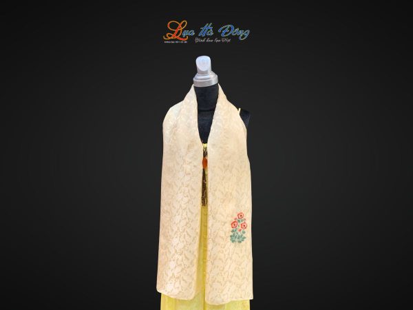 Khăn lụa thêu tay họa tiết đuôi công kem