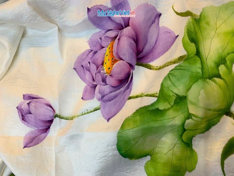 Khăn lụa tơ tằm vẽ tay hoa sen tua rua 100% silk