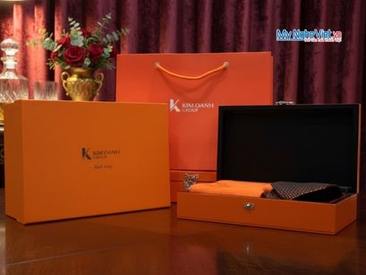 QUÀ TẶNG DOANH NGHIỆP