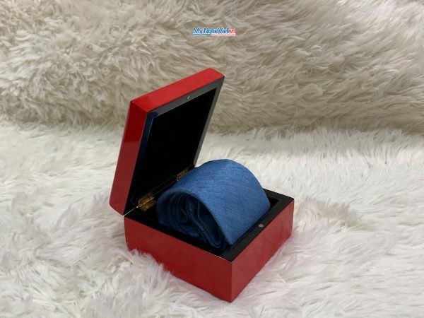 Quà Tặng Hộp Sơn Mài Trống Đồng & Cà Vạt Lụa Đũi Cao Cấp