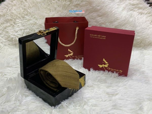 Quà Tặng Hộp Sơn Mài Lá Trúc & Cà Vạt Lụa Đũi Cao Cấp