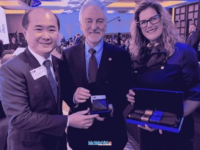 Quà tặng đối tác, khách nước ngoài