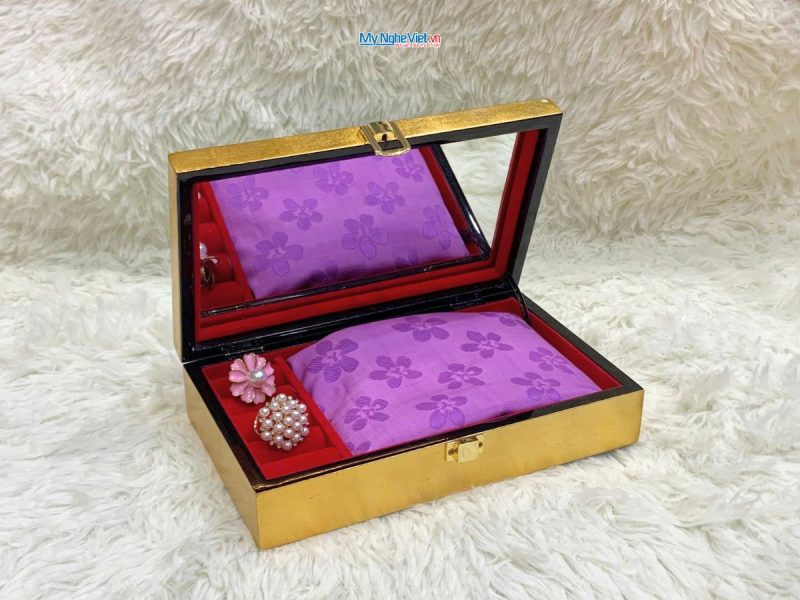 Quà Tặng Hộp Sơn Mài Hoa Sen & Khăn Lụa Hà Đông Cao Cấp