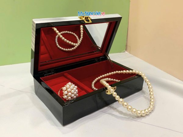 Quà Tặng Hộp Sơn Mài Đồng Quê Trắng Đen