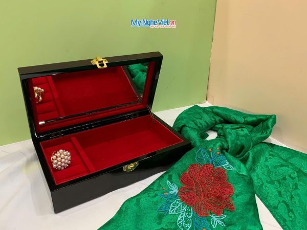 Quà Tặng Hộp Sơn Mài Hoa Đào & Khăn Lụa Thêu Hoa
