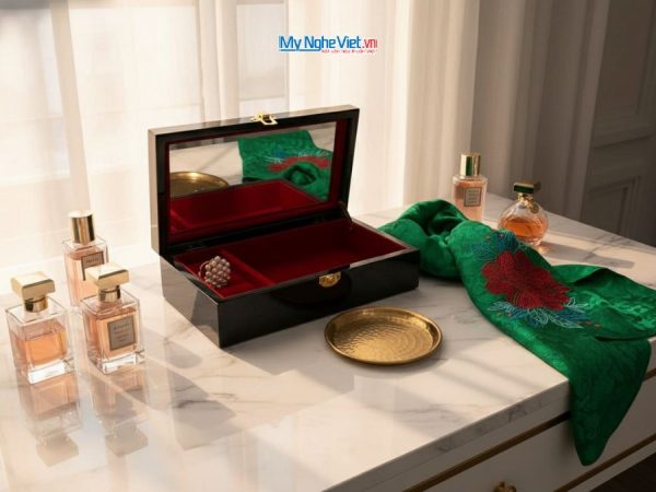Quà tặng hộp trang sức và khăn lụa thêu tay cao cấp