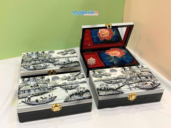 Quà Tặng Hộp Sơn Mài Đồng Quê & Khăn Lụa Thêu Hoa