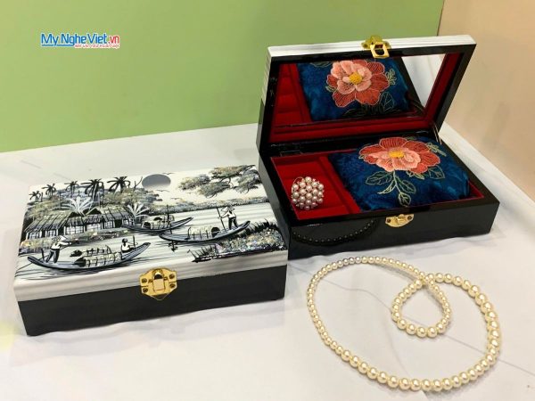 Quà Tặng Hộp Sơn Mài Đồng Quê & Khăn Lụa Thêu Hoa