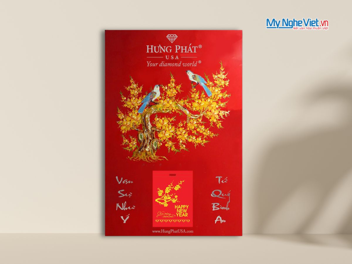 Tranh lịch sơn mài vẽ hoa mai