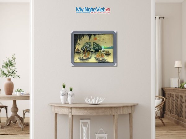 Tranh sơn mài dát bạc vẽ Vịnh Hạ Long