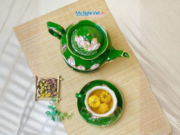 Bộ Bình Trà Queen Xanh Ngọc Vẽ Vàng Kim Họa Tiết Hoa Đắp Nổi