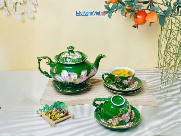 Bộ Bình Trà Queen Xanh Ngọc Vẽ Vàng Kim Họa Tiết Hoa Đắp Nổi