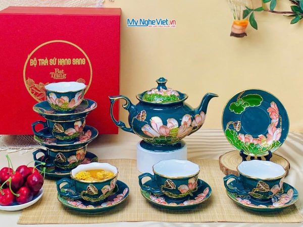 Bộ Bình Trà Queen Ngọc Lục Liên Hồng Vẽ Vàng Kim Đắp Nổi