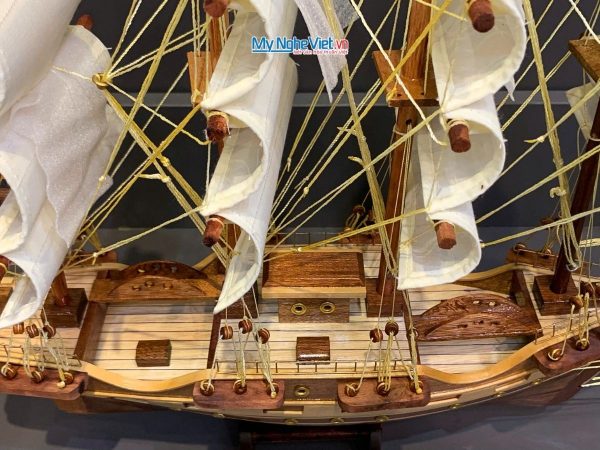 Mô hình thuyền buồm phong thủy France II