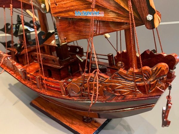 Mô Hình Thuyền Gỗ Việt Nam -Thuyền Rồng Gỗ Cẩm Lai