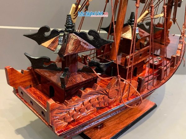 Mô Hình Thuyền Gỗ Việt Nam -Thuyền Rồng Gỗ Cẩm Lai