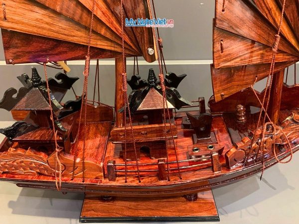 Mô Hình Thuyền Gỗ Việt Nam -Thuyền Rồng Gỗ Cẩm Lai