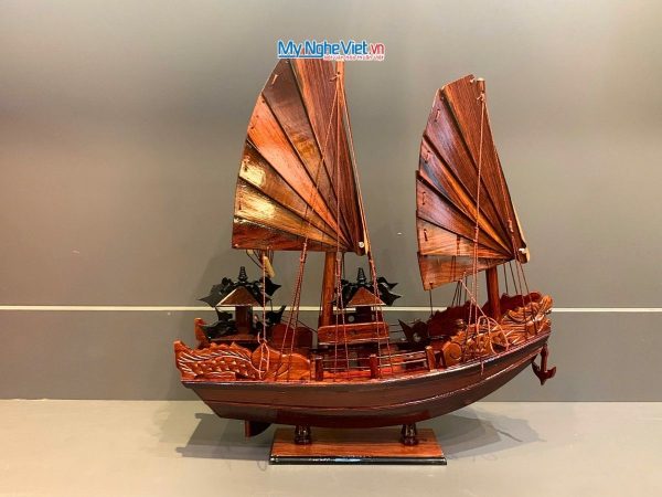 Mô Hình Thuyền Gỗ Việt Nam -Thuyền Rồng Gỗ Cẩm Lai