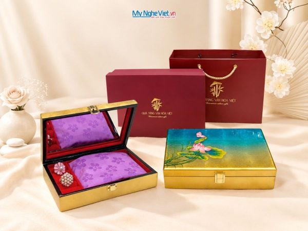 Set Quà Tặng Hộp Sơn Mài Hoa Sen & Khăn Lụa Vân Cổ Hà Đông Cao Cấp