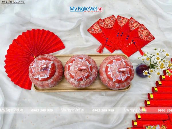 Bộ ba hủ mứt gốm Bát Tràng màu hồng và khay đế gỗ