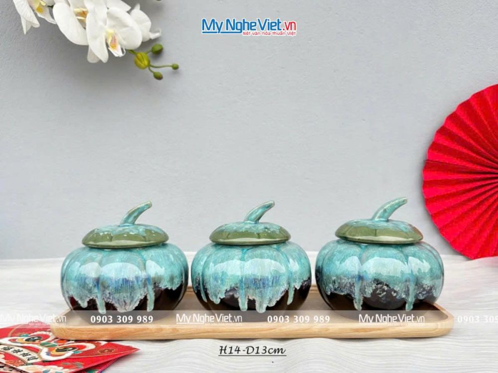 Bộ ba hủ mứt gốm Bát Tràng màu xanh dương và khay đế gỗ