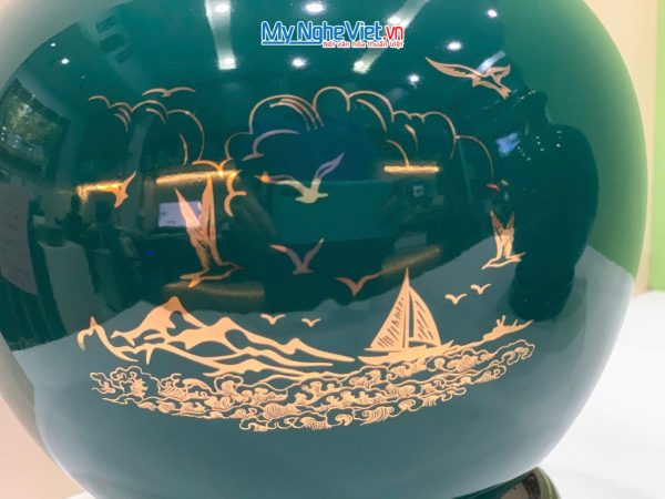 Lọ thu Tài hút Lộc Gốm Bát Tràng Màu Xanh Bộ Đội Và Đế Gỗ