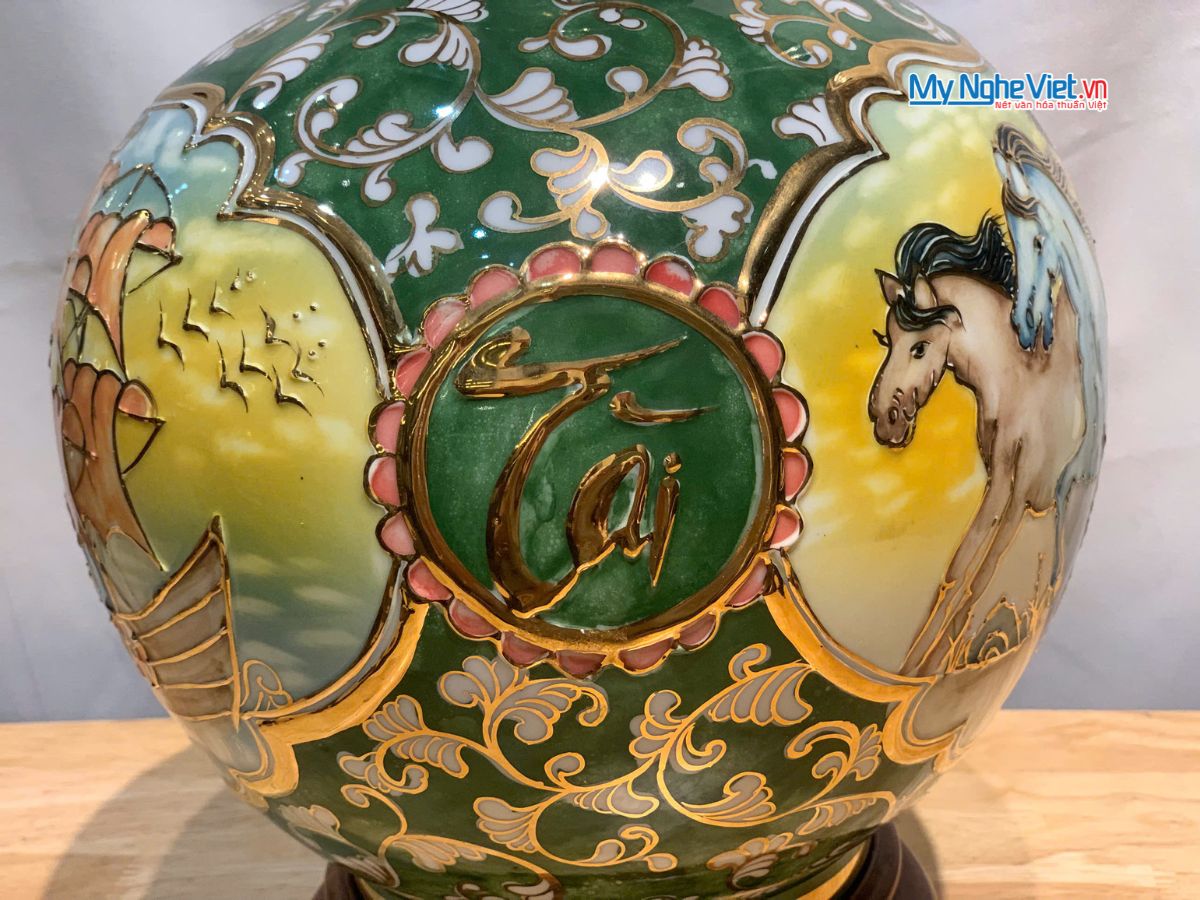 Bình thu tài hút lộc gốm Bát Tràng vẽ mã đáo thành công đắp nổi - Quà tặng cao cấp