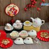 Bộ Bình Trà Và Khay Mứt Tết Hình Tym 3 Ngăn Gốm Bát Tràng Vẽ Hoa Đào