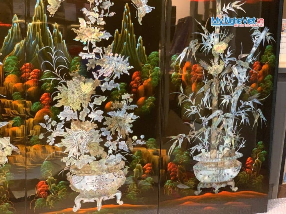 Bộ tranh sơn mài mai lan cúc trúc nền ấm cẩn chìm chậu