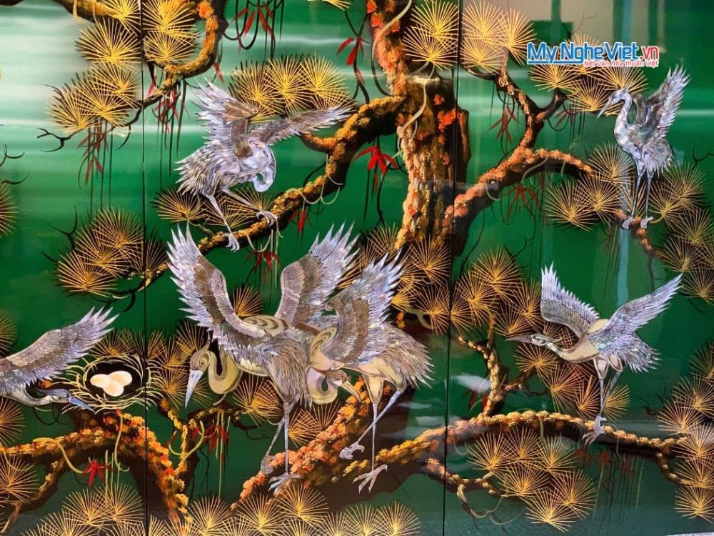 Bộ tranh sơn mài tùng cò lá xanh cẩn ốc nổi cao cấp