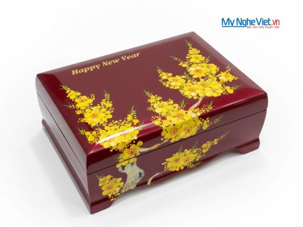 Hộp đựng quà tết cao cấp họa tiết mai vàng nền đỏ