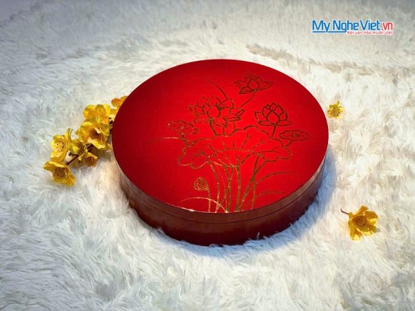 Hộp Mứt Tết Sơn Mài Tịnh Sen Vàng 5 Ngăn Nền Đỏ