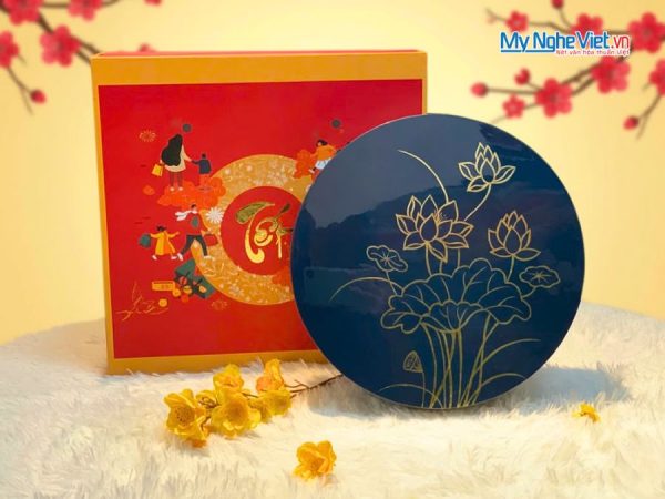 Hộp Mứt Tết Sơn Mài Tịnh Sen Vàng 5 Ngăn Nền Xanh