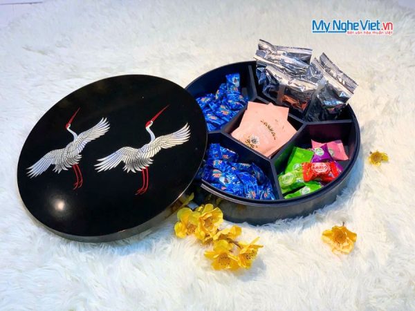 Hộp Mứt Tết Sơn Mài Song Hạc Cát Tường 5 Ngăn Nền Đen Hộp Xanh
