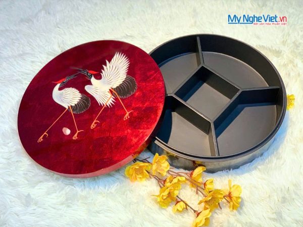 Hộp Mứt Tết Sơn Mài Đôi Hạc Uyên Ương 5 Ngăn Dát Lá Vàng