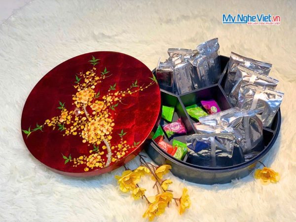 Hộp Mứt Tết Sơn Mài Mai Vàng Phú Quý 5 Ngăn Dát Lá Vàng