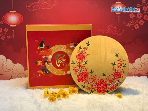 Hộp Mứt Tết Sơn Mài Mai Đỏ Đón Xuân 5 Ngăn Dát Lá Vàng